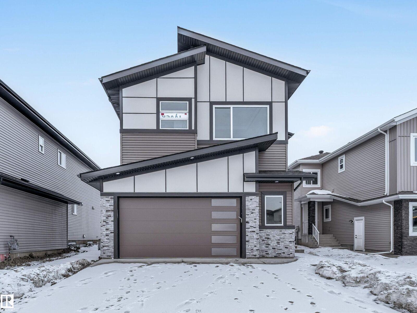 Property Photo:  2346 63 Avenue  AB T4X 3A6 