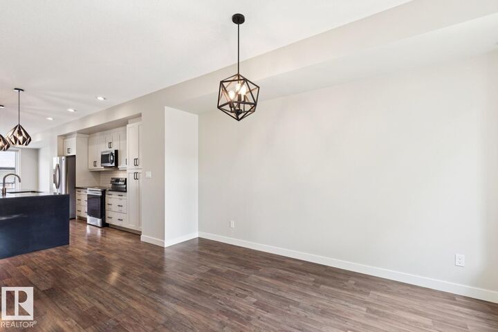 Property Photo:  10620 65 Avenue NW 3  AB T6H 1V4 