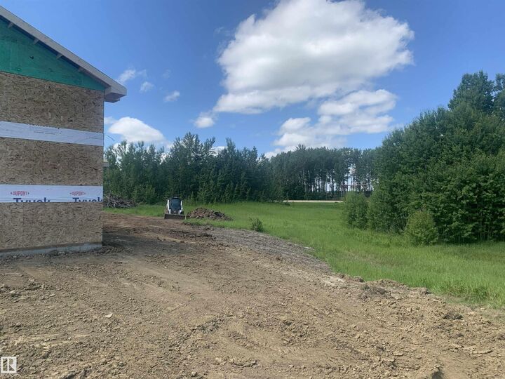 Property Photo:  52510 Rge Road 25 14  AB T7Y 2M2 