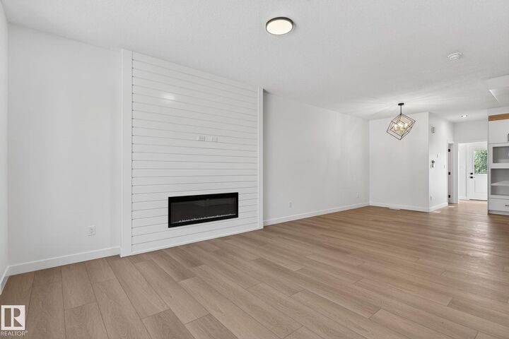 Property Photo:  97 Westwind Drive  AB T7X 4C6 