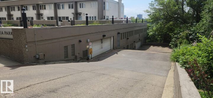 Property Photo: 9835 113 Street NW 407 AB T5K 1N4
