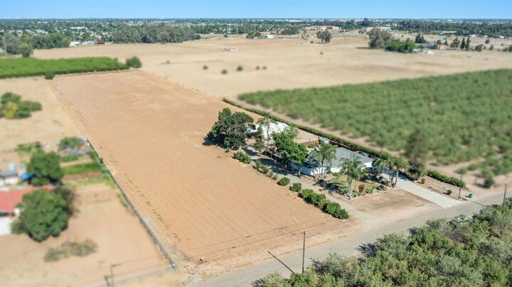 Property Photo:  291 S Locan Avenue  CA 93737 