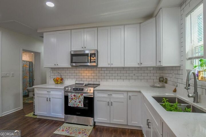 Property Photo:  367 Macedonia Road  GA 30354 