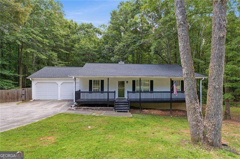 Property Photo: 108 Shadow Wood Drive GA 30134