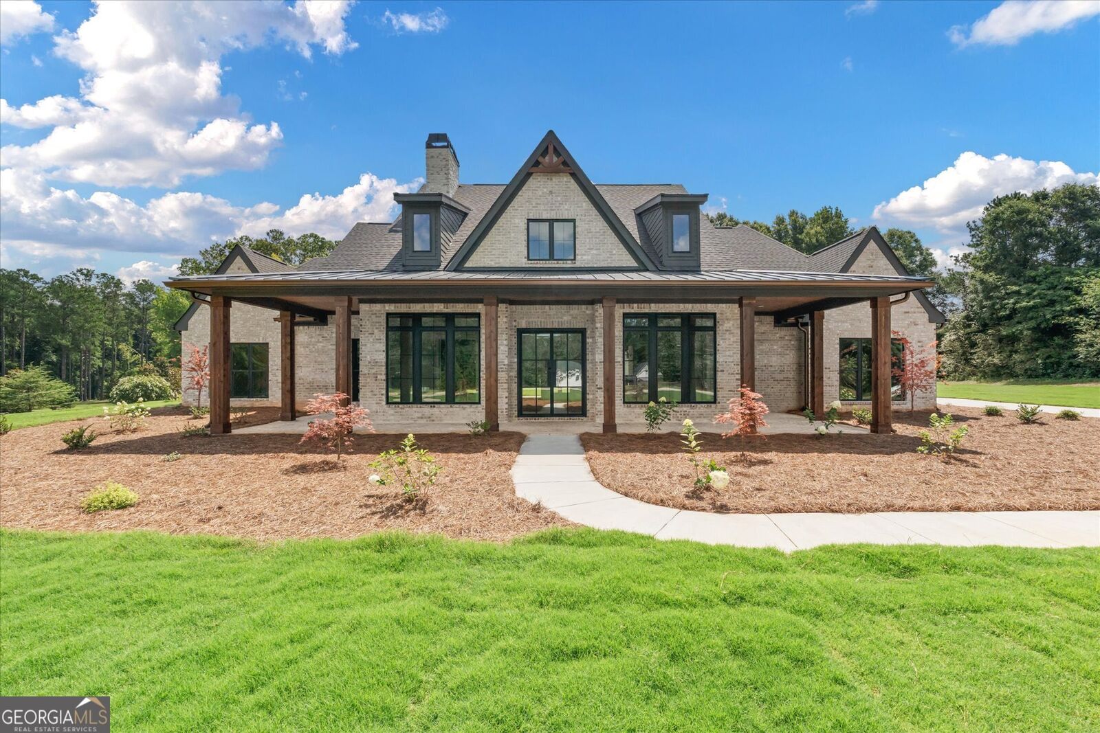 Property Photo: 106 Sycamore Drive GA 30117
