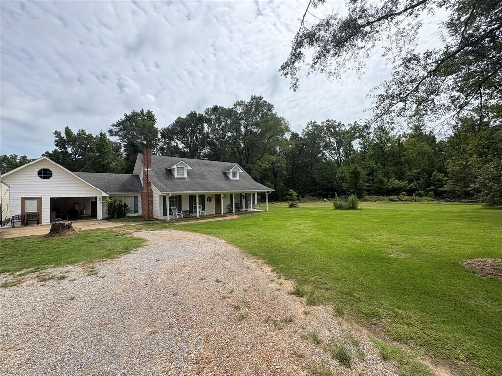 Property Photo: 48 Aycock Road LA 71328