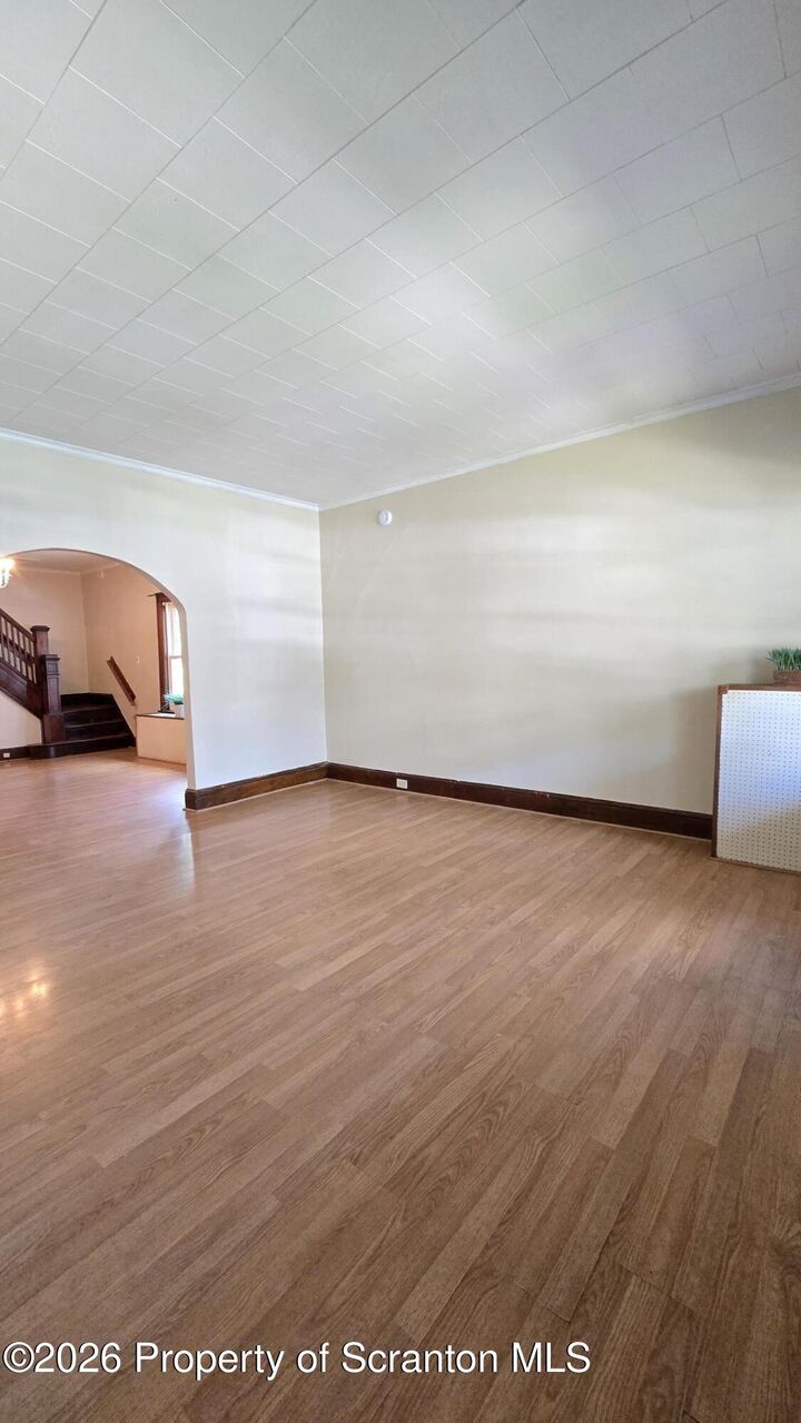 Property Photo:  542 Deacon Street  PA 18509 