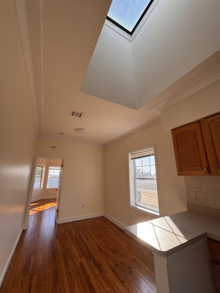 Property Photo:  226 Linden Ave 3L  NJ 07305 