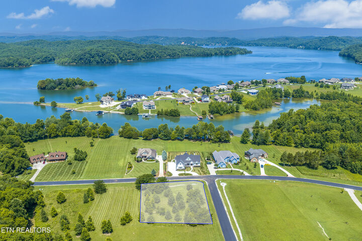 Property Photo: 271 W Shore Drive TN 37854