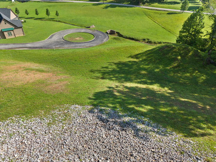Property Photo: 9998 &Amp 9999 Weldon Pointe Road KY 40701