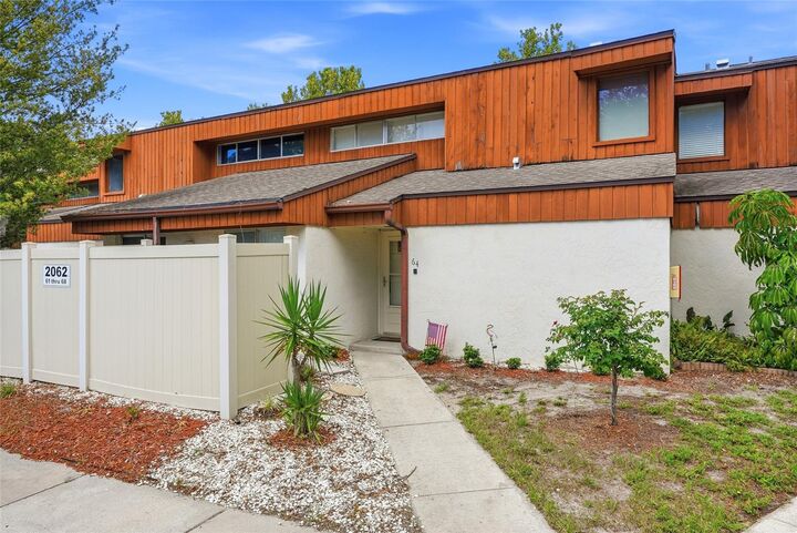 Property Photo: 2062 Sunset Point Road 64 FL 33765