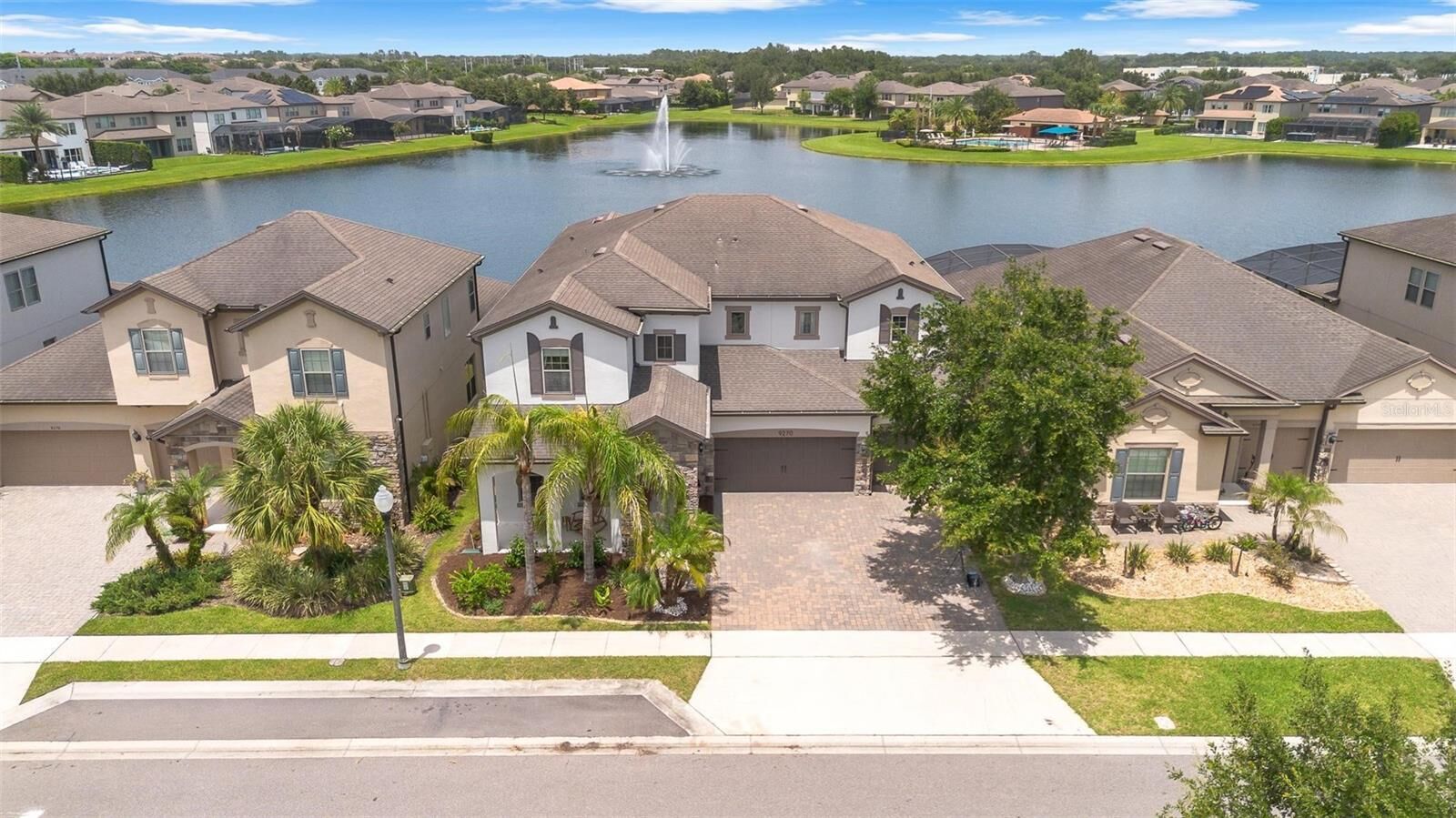 Property Photo:  9270 Royal Estates Boulevard  FL 32836 