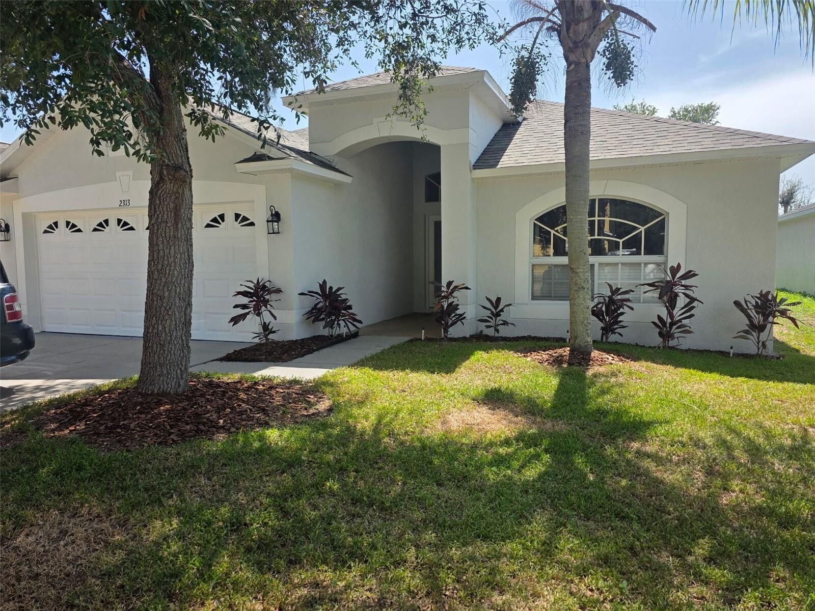 Property Photo:  2313 Lawrence Hall Street  FL 33570 