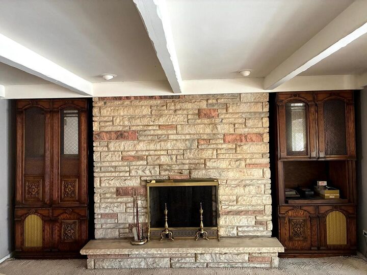 Property Photo: 10129 Westmanor Drive IL 60131