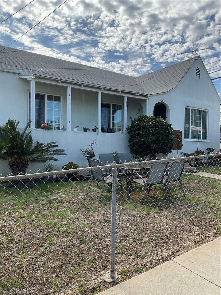 Property Photo:  801 S Hicks  CA 90023 