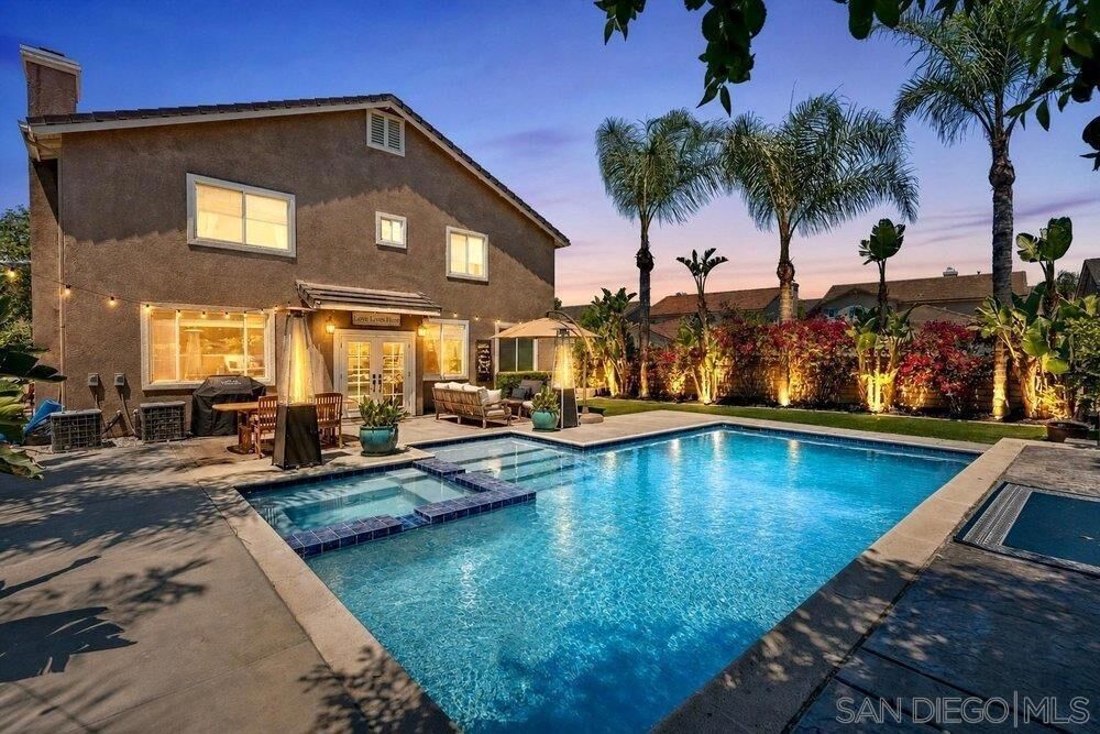Property Photo: 23997 Pepperleaf St CA 92562