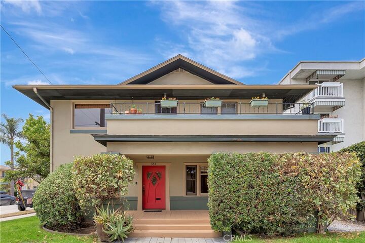 Property Photo:  351 Newport Avenue  CA 90814 