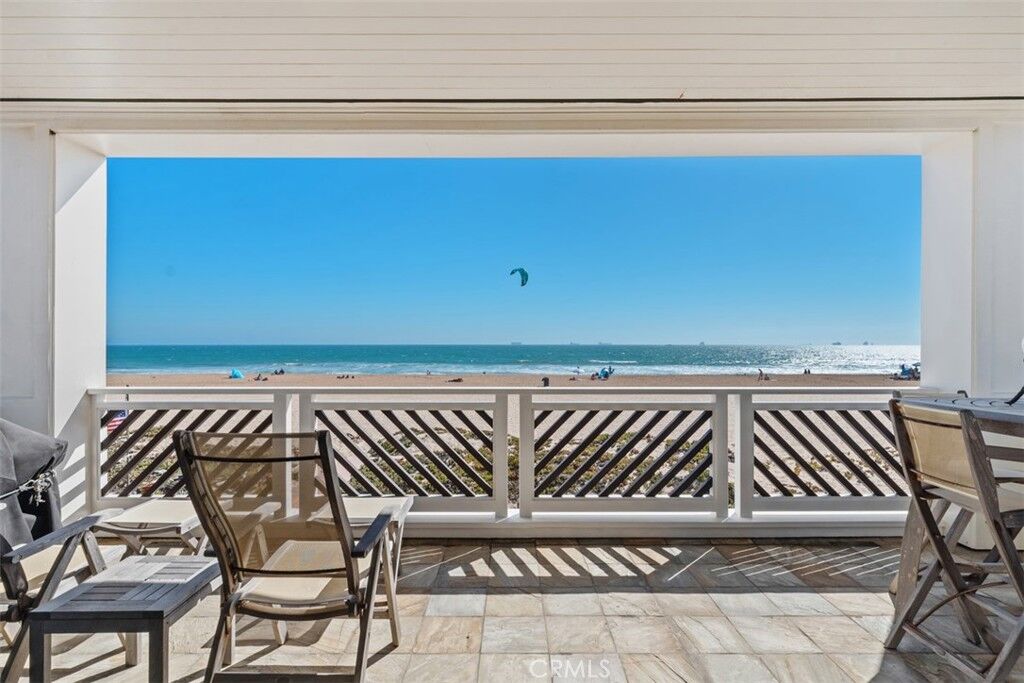 Property Photo:  17027 S Pacific Avenue  CA 90742 