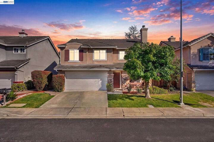 Property Photo: 914 Arrowtail Ter CA 94536