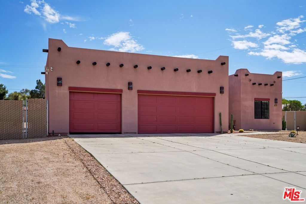 Property Photo: 58055 Desert Gold Drive CA 92284