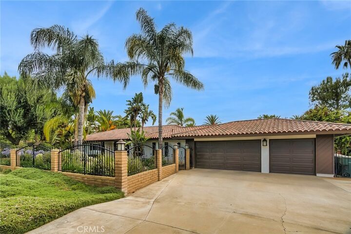 Property Photo:  1920 Gratton Street  CA 92504 