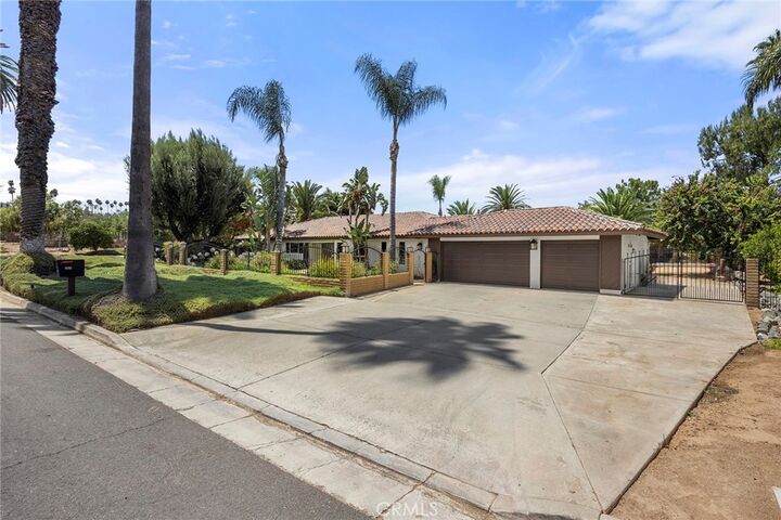 Property Photo:  1920 Gratton Street  CA 92504 