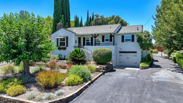 Property Photo:  574 Peach Lane  CA 95658 