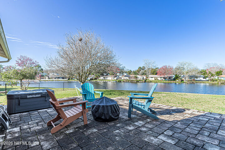 Property Photo: 3320 America Avenue FL 32250