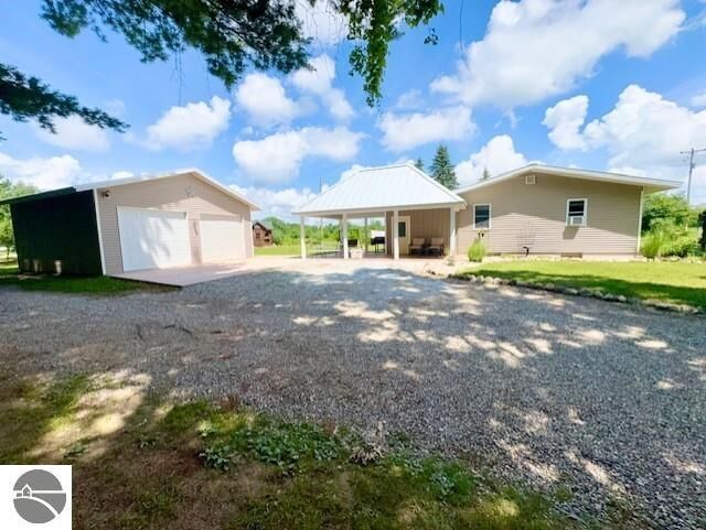 Property Photo: 4721 E Sidney Road MI 48888
