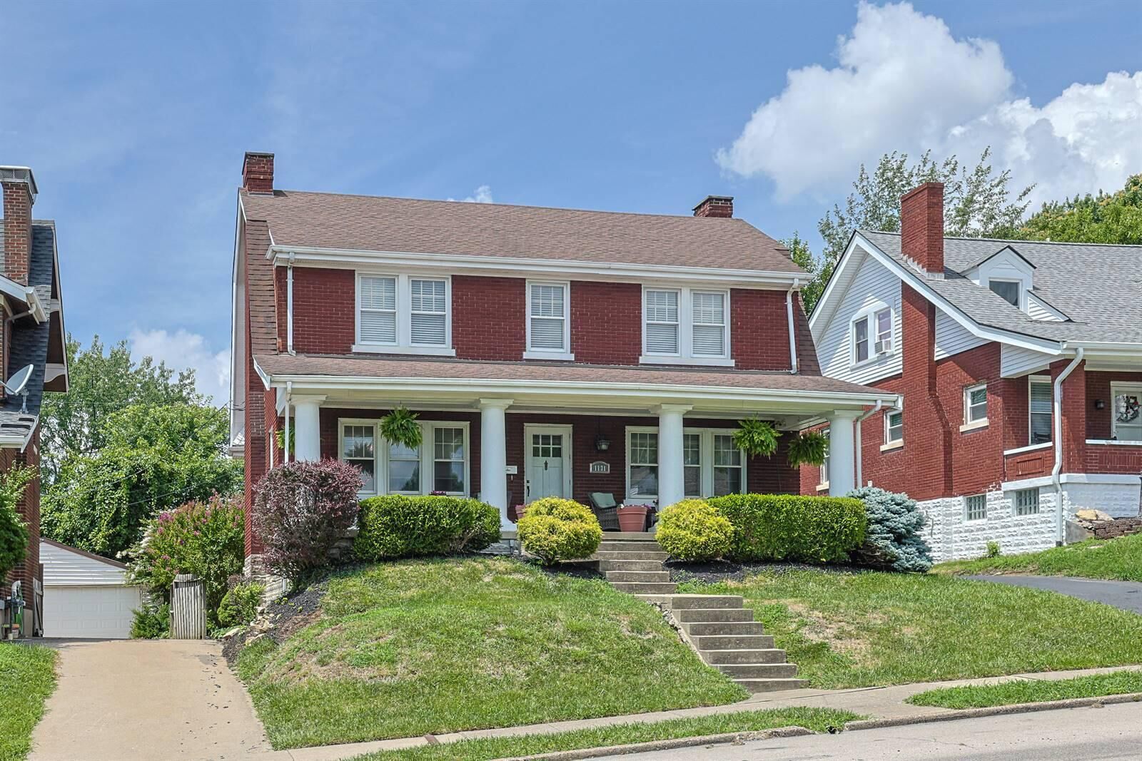 Property Photo: 1131 Highland Avenue KY 41075