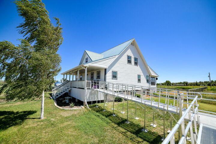 Property Photo: 830 1st Avenue MT 59487