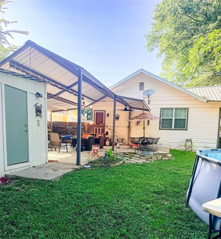Property Photo: 2124 Culbertson Street TX 75460