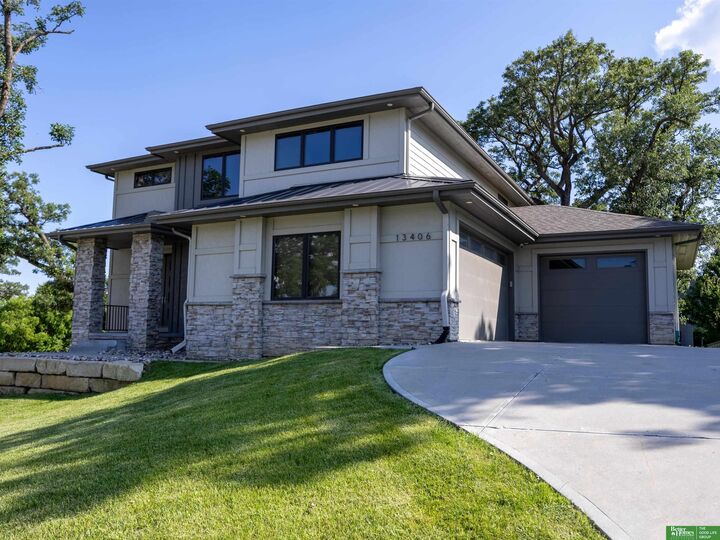 Property Photo: 13406 Spencer Circle NE 68123