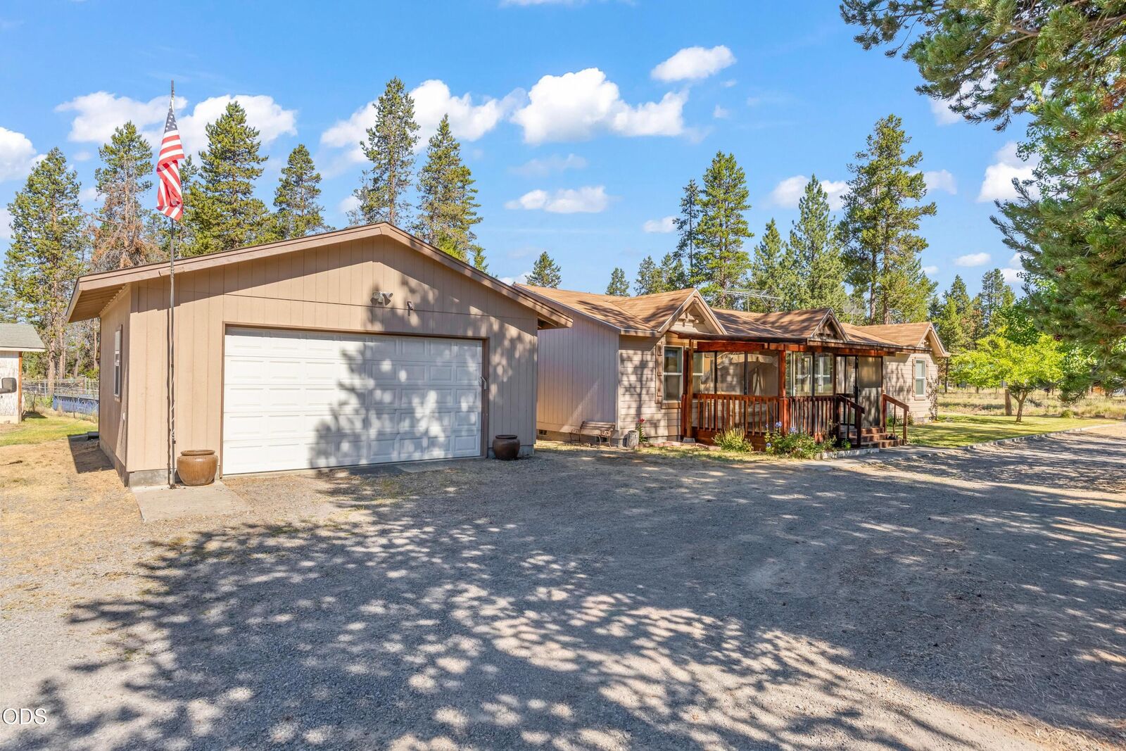 Property Photo: 52555 Railroad Street OR 97739