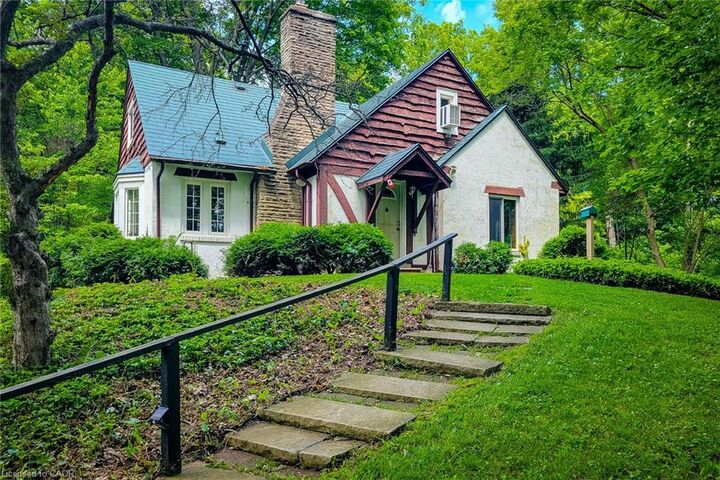 Property Photo: 311 Golf Links Road ON L9G 2N6