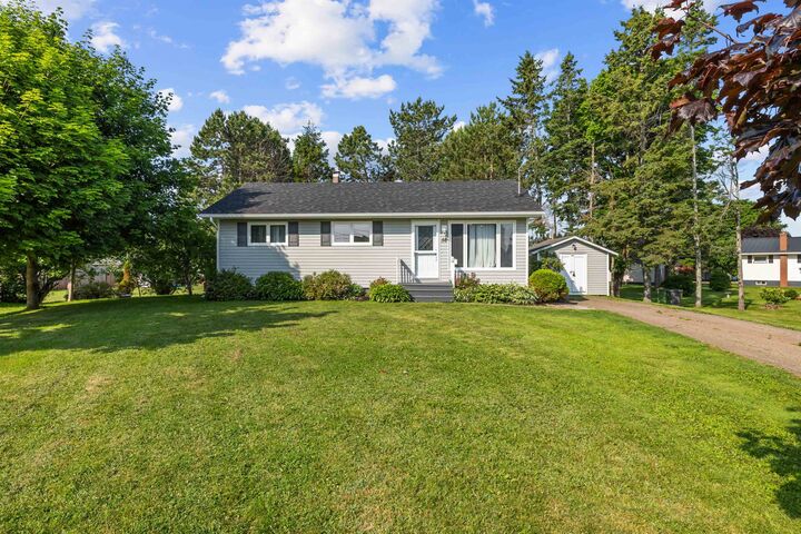 Property Photo:  56 Eleanor Drive  PE C1N 4W9 