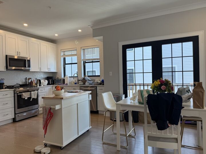 Property Photo: 285 Lamartine 2 MA 02130