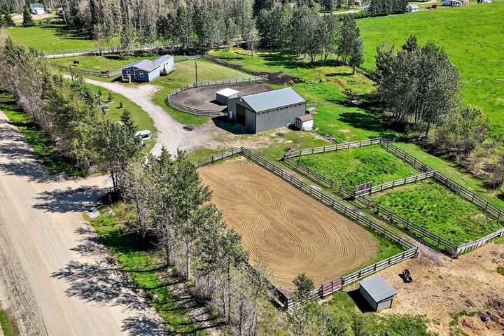 Property Photo:  344035 Range Road 4-5 Rural Clearwater County  AB T0M 1X0 