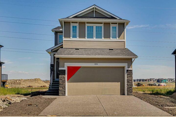 Property Photo: 426 Hotchkiss Manor SE AB T3S 0J9
