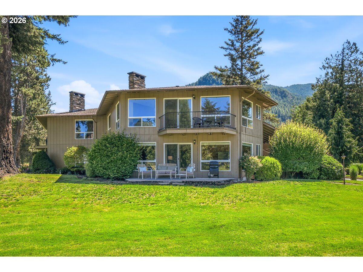 Property Photo:  68553 E Fairway Estates Rd F3  OR 97067 
