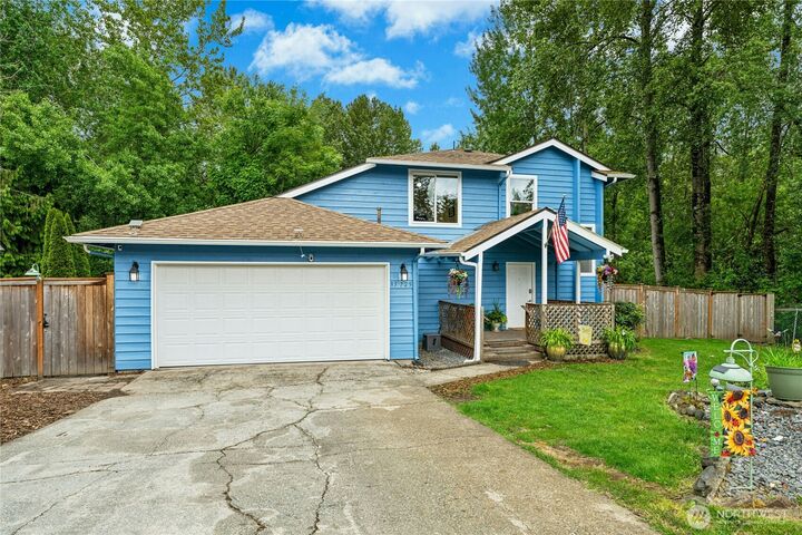 Property Photo:  15725 E 88th Avenue Ct E  WA 98375 