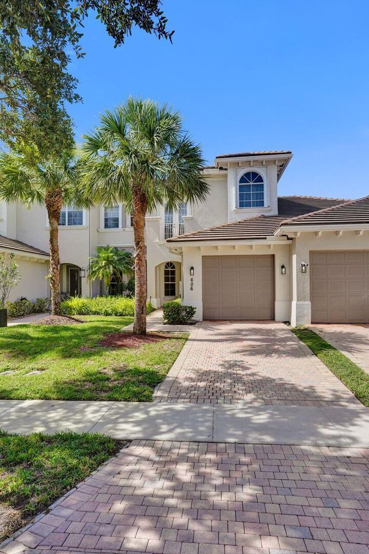 Property Photo: 6379 Bella Circle W 606 FL 33437
