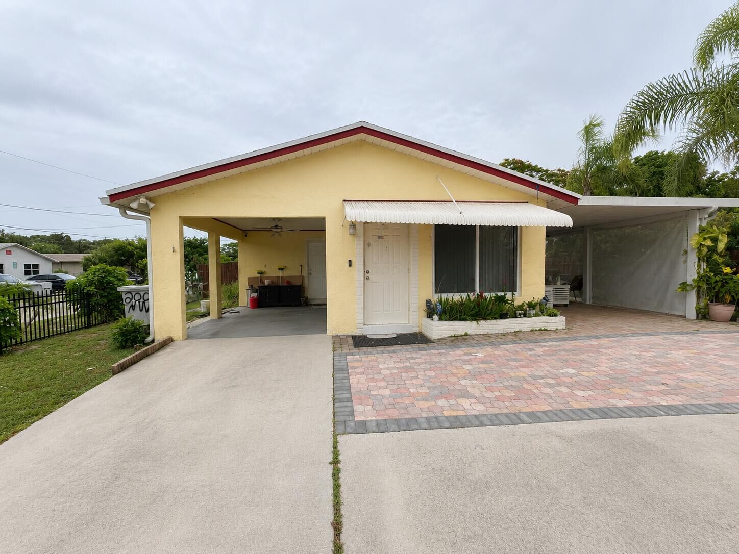 Property Photo: 200 NW 12th Court FL 33060