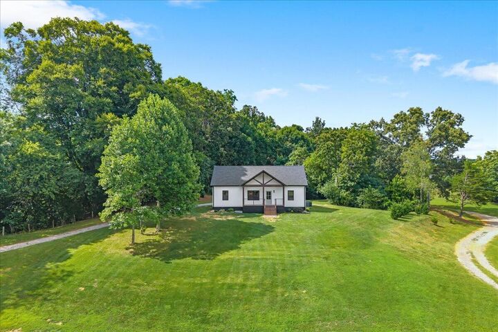 Property Photo: 222/225 Summit Road TN 37354