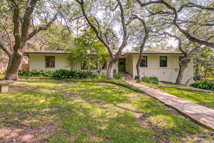 Property Photo: 707 College Blvd TX 78209