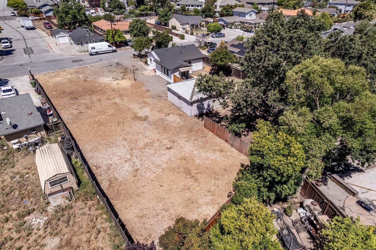 Property Photo:  1422 York Avenue  CA 95008 