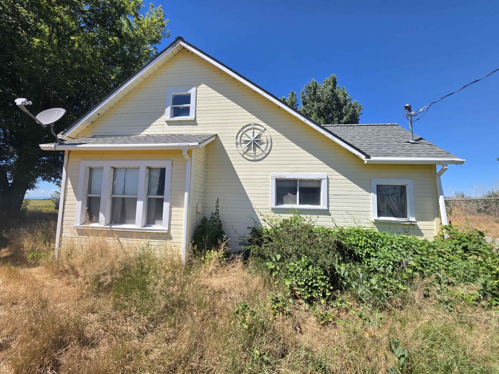 Property Photo:  731 County Road 100  CA 96134-8279 