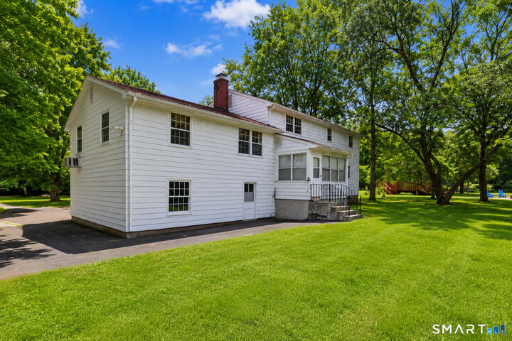 Property Photo:  39 Maple Avenue  CT 06002 