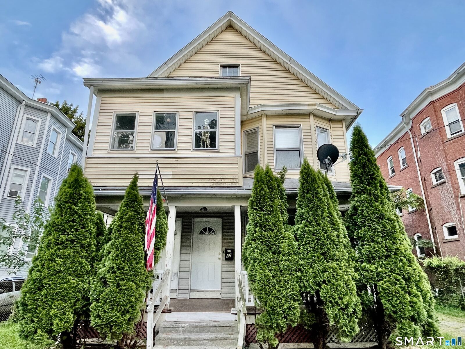 Property Photo: 42 Cabot Street CT 06112