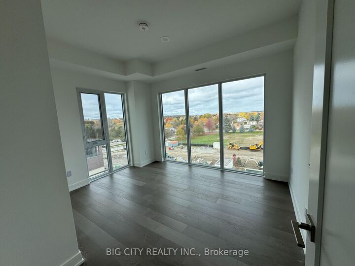 Property Photo: 715 Davis Drive 510 ON L3Y 0J2